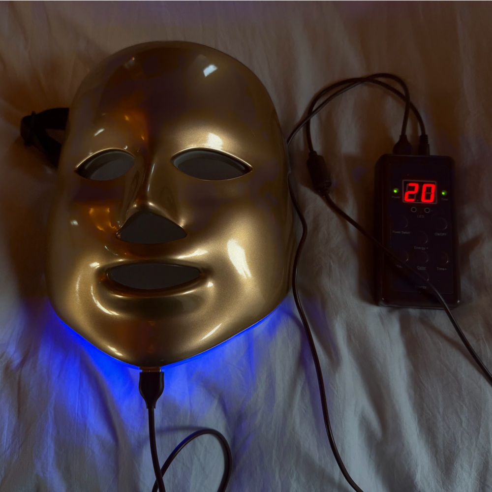 MZ Skin LED Face Mask with Controller - Picture 5 of 10